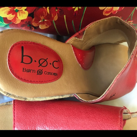 COPY - BOC Born Concept clog style sandals EUC - Picture 4 of 5